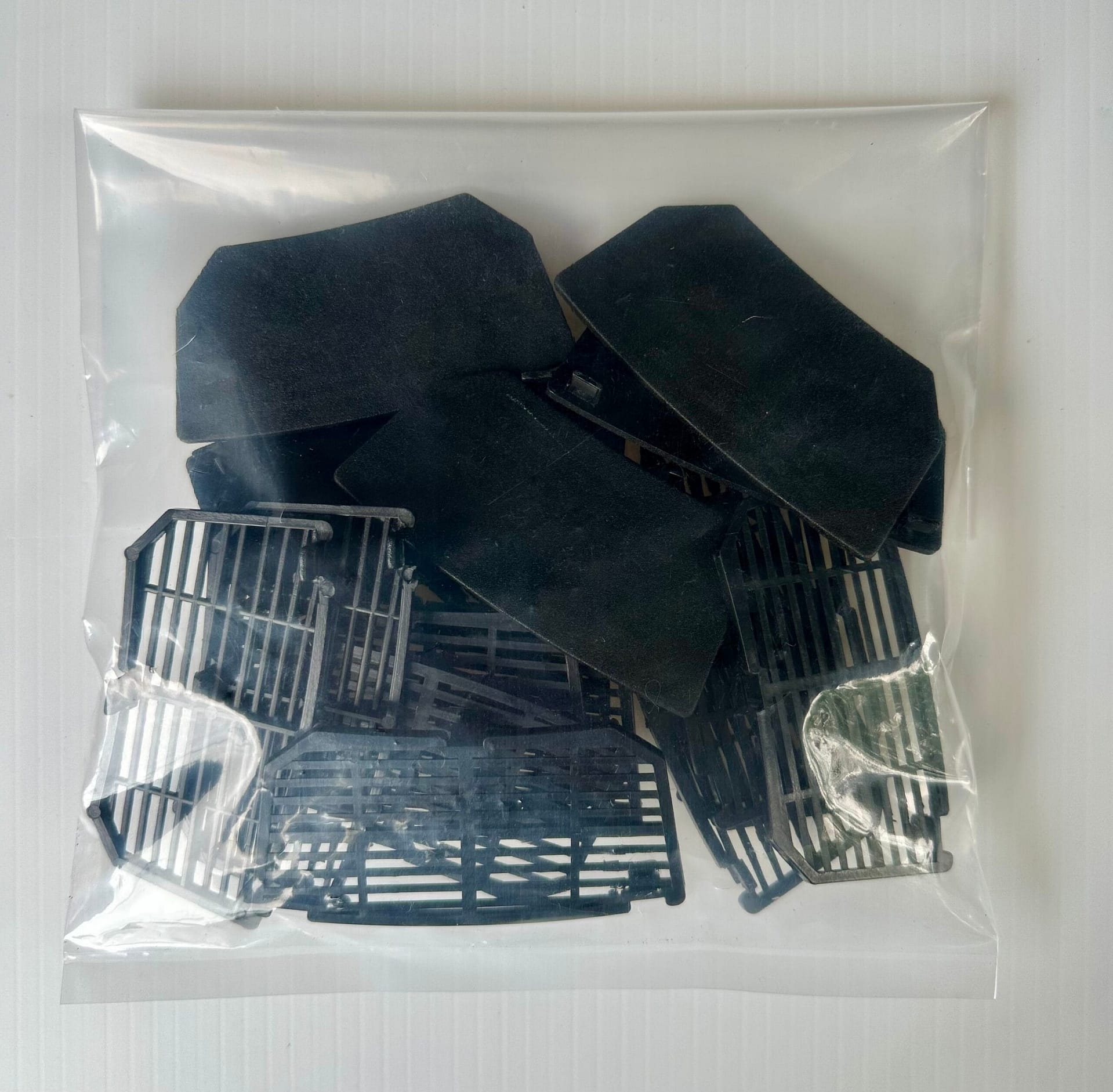 skylight-ventilation-clips-for-a-breather-frame