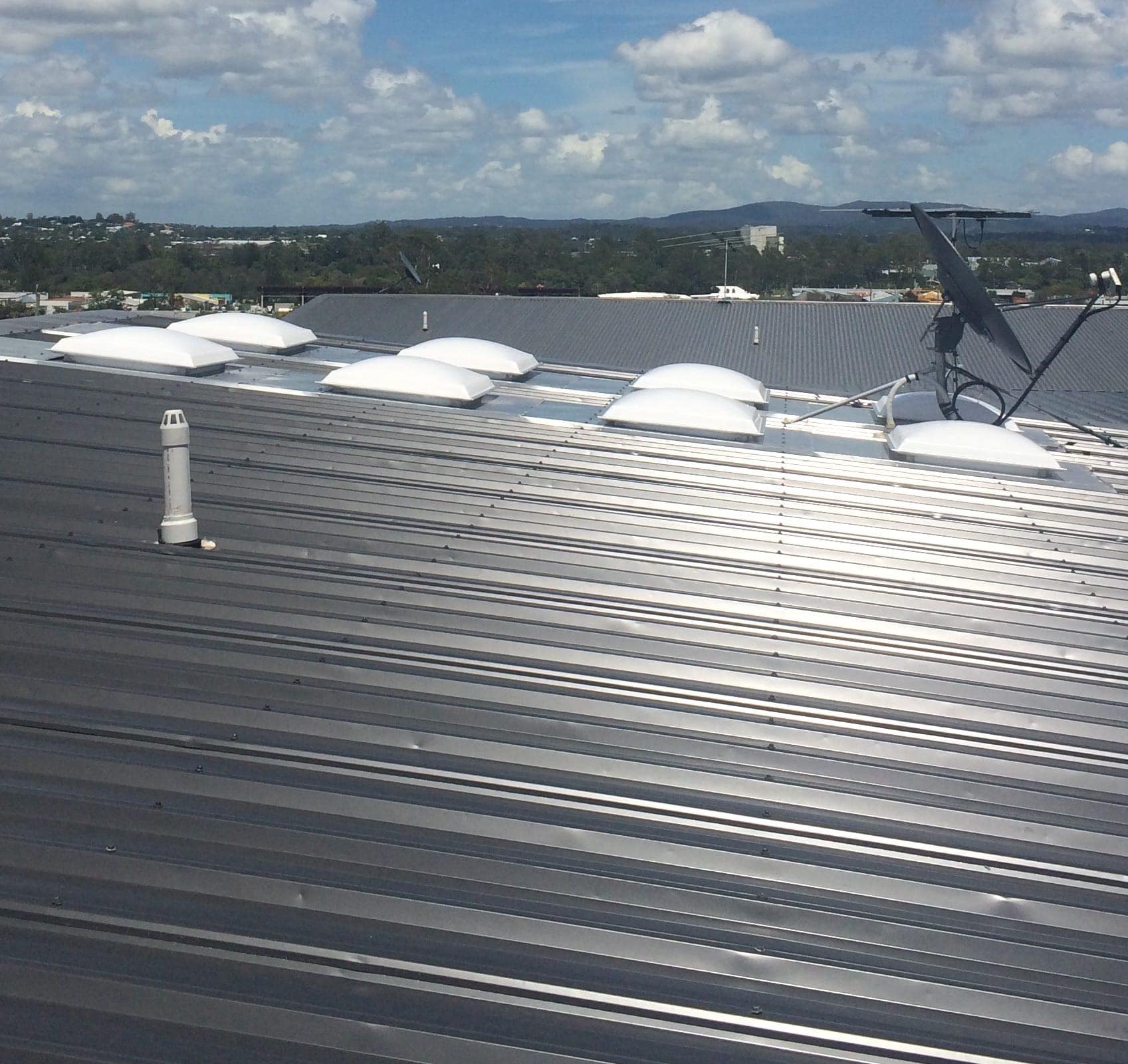 550 x 1150 Skylight Dome - Hi Impact Acrylic - Image 3